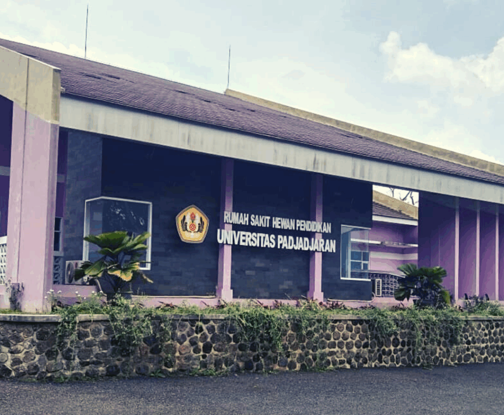 Gedung Fakultas Kedokteran Hewan